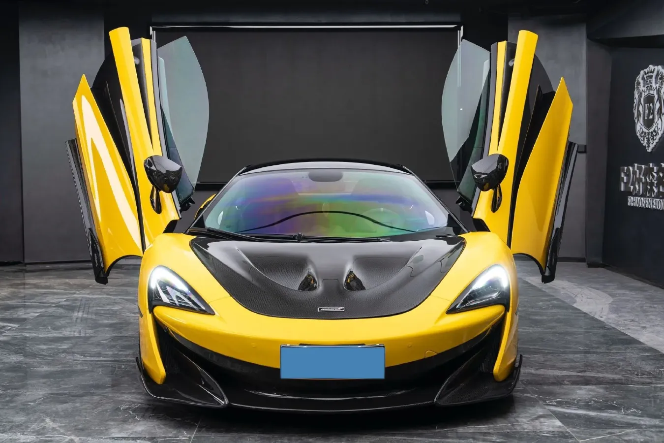 2019 McLaren 570 3.8T 570HP V8 7DCT,autocango,china used car exporter,china ev exporter,chinese used car exporter,chinese used ev exporter