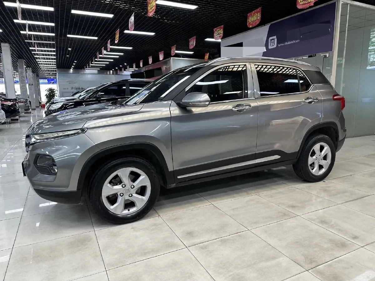 2017 BaoJun 510 1.5L 112HP L4 6MT,autocango,china used car exporter,china ev exporter,chinese used car exporter,chinese used ev exporter