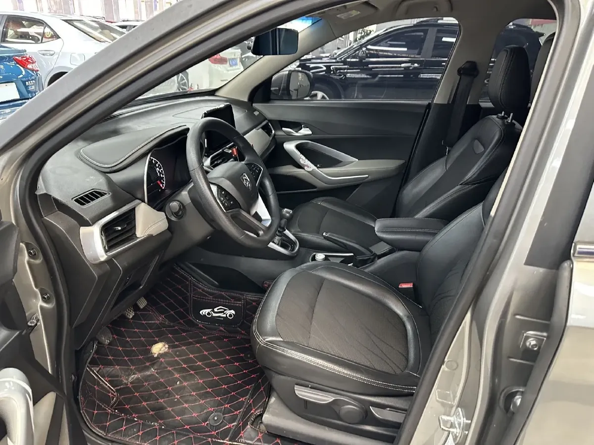 2017 BaoJun 510 1.5L 112HP L4 6MT,autocango,china used car exporter,china ev exporter,chinese used car exporter,chinese used ev exporter