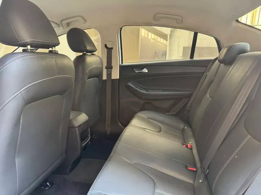 2021 Chery Arrizo 5 1.5L 116HP L4 CVT,autocango,china used car exporter,china ev exporter,chinese used car exporter,chinese used ev exporter