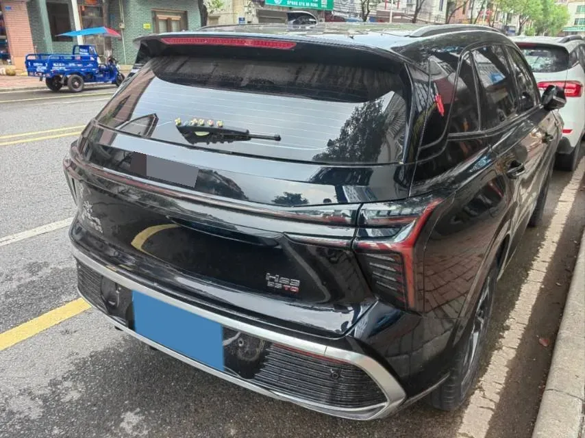 2023 HongQi HS3 1.5T 169HP L4 7DCT,autocango,china used car exporter,china ev exporter,chinese used car exporter,chinese used ev exporter