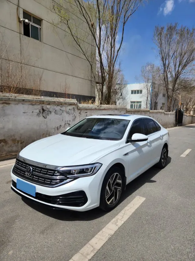 2022 Volkswagen Sagitar 1.4T 150HP L4 7DCT,autocango,china used car exporter,china ev exporter,chinese used car exporter,chinese used ev exporter