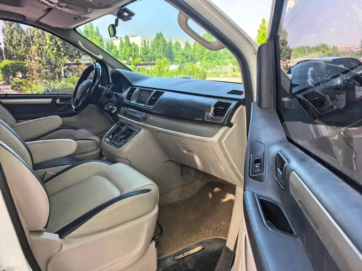 2021 MAXUS G10 2.0T 224HP L4 6AT,autocango,china used car exporter,china ev exporter,chinese used car exporter,chinese used ev exporter