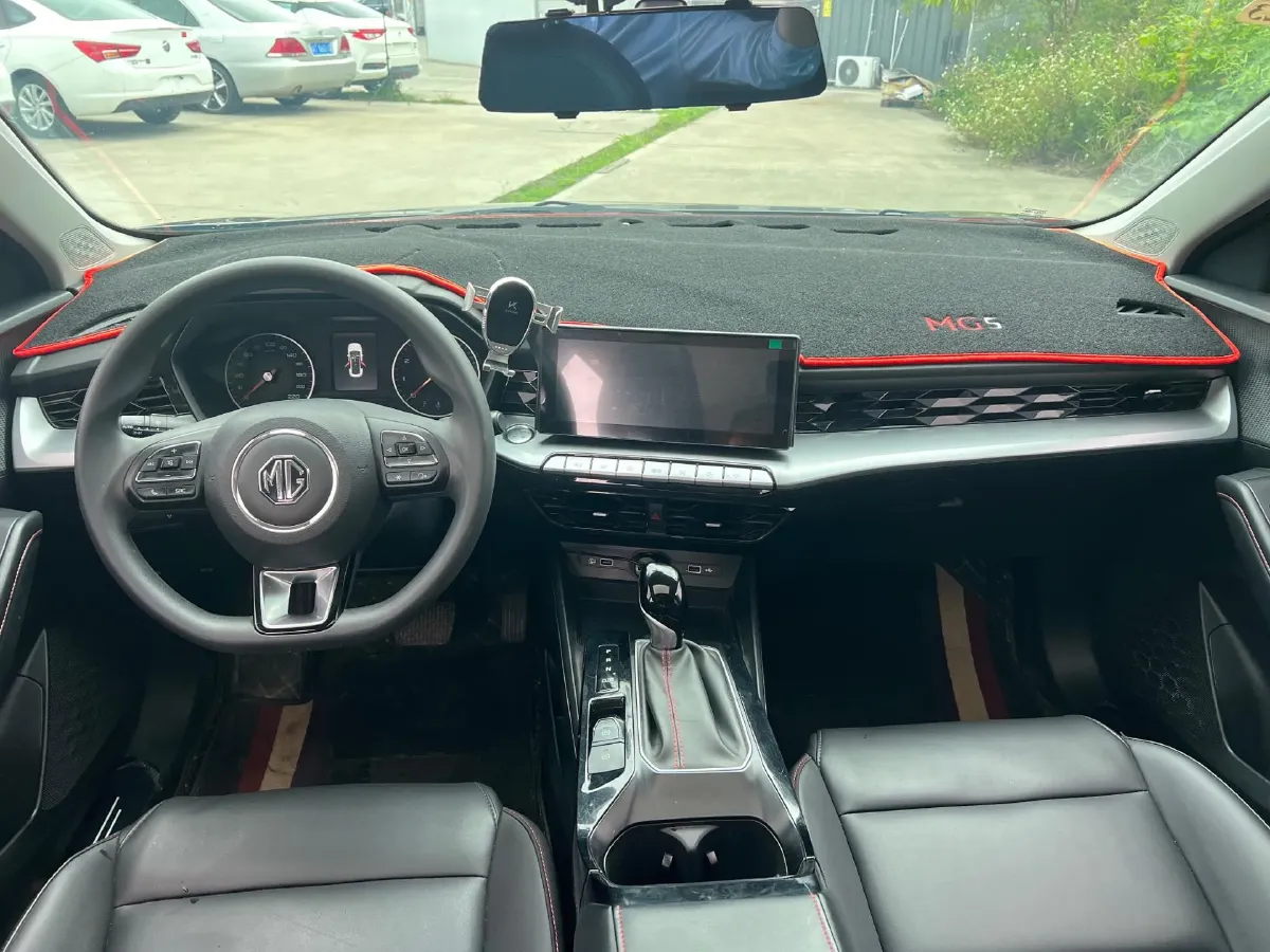 2021 MG 5 1.5L 120HP L4 CVT,autocango,china used car exporter,china ev exporter,chinese used car exporter,chinese used ev exporter