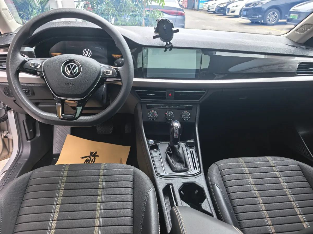 2021 Volkswagen Lavida 1.4T 150HP L4 7DCT,autocango,china used car exporter,china ev exporter,chinese used car exporter,chinese used ev exporter