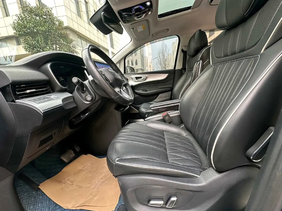 2021 Roewe iMAX8 2.0T 234HP L4 8AT,autocango,china used car exporter,china ev exporter,chinese used car exporter,chinese used ev exporter