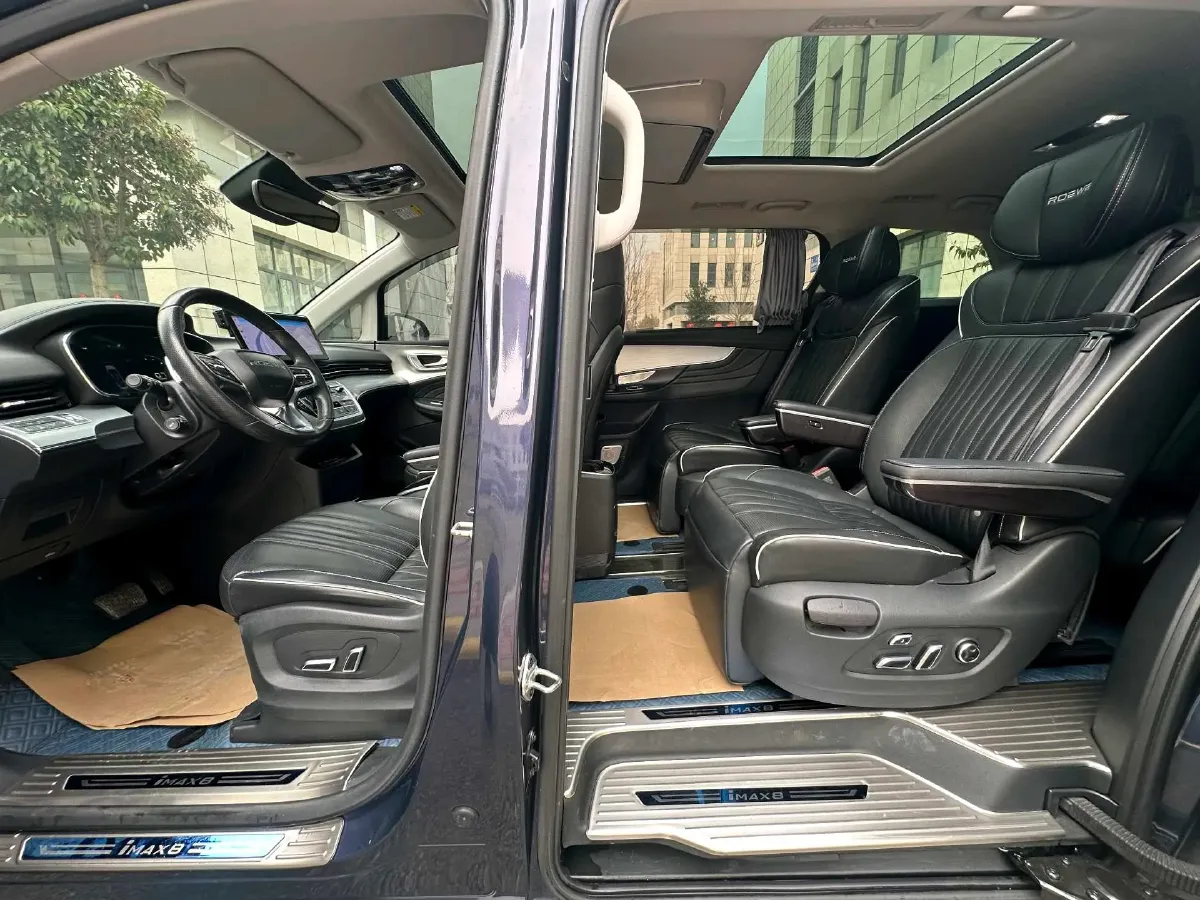 2021 Roewe iMAX8 2.0T 234HP L4 8AT,autocango,china used car exporter,china ev exporter,chinese used car exporter,chinese used ev exporter
