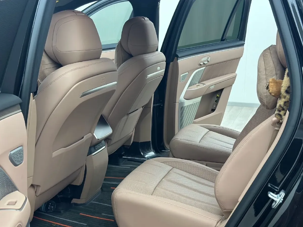 2025 ONVO L90 BEV,autocango,china used car exporter,china ev exporter,chinese used car exporter,chinese used ev exporter