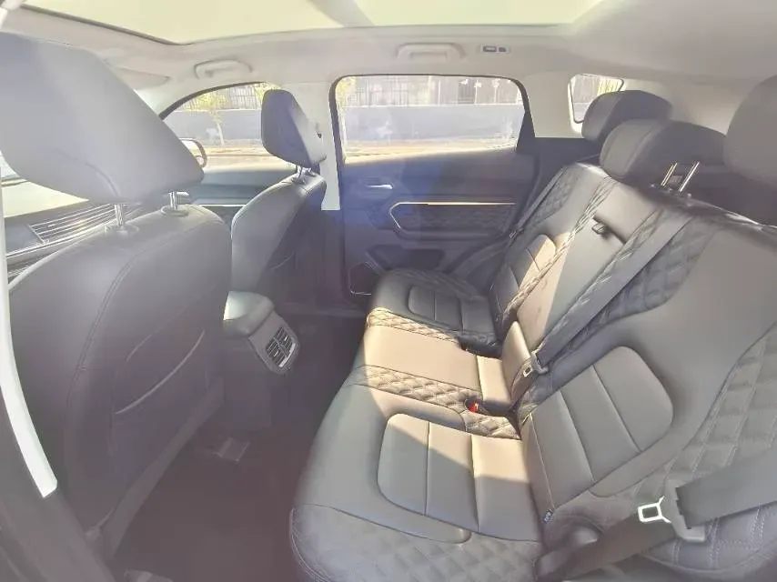 2021 Haval H6 1.5T 150HP L4 7DCT,autocango,china used car exporter,china ev exporter,chinese used car exporter,chinese used ev exporter