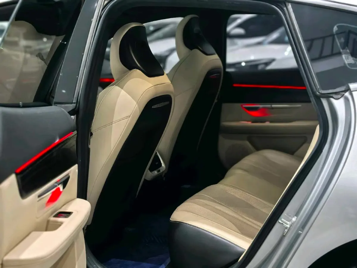 2020 Xpeng P7 BEV 70.8KWH,autocango,china used car exporter,china ev exporter,chinese used car exporter,chinese used ev exporter