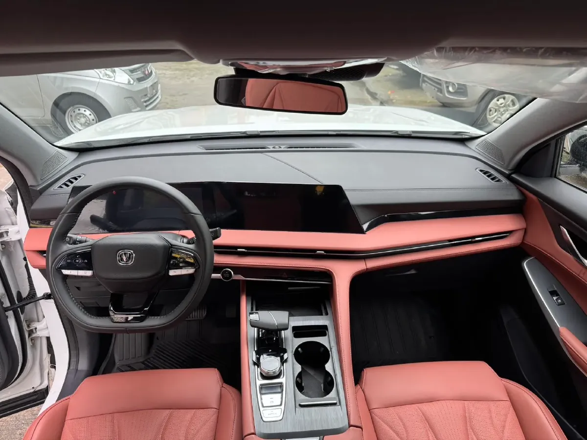 2024 ChangAn CS75 Plus 1.5T 188HP L4 8AT,autocango,china used car exporter,china ev exporter,chinese used car exporter,chinese used ev exporter