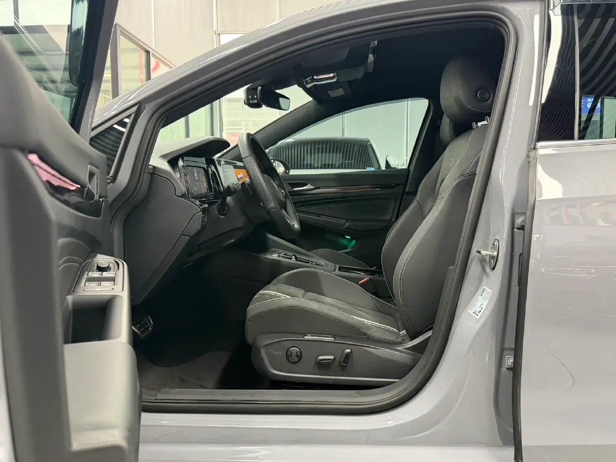 2021 Volkswagen Golf 1.4T 150HP L4 7DCT,autocango,china used car exporter,china ev exporter,chinese used car exporter,chinese used ev exporter