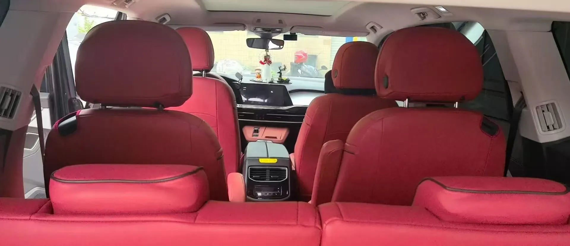 2023 Volkswagen Talagon 2.0T 220HP L4 7DCT,autocango,china used car exporter,china ev exporter,chinese used car exporter,chinese used ev exporter