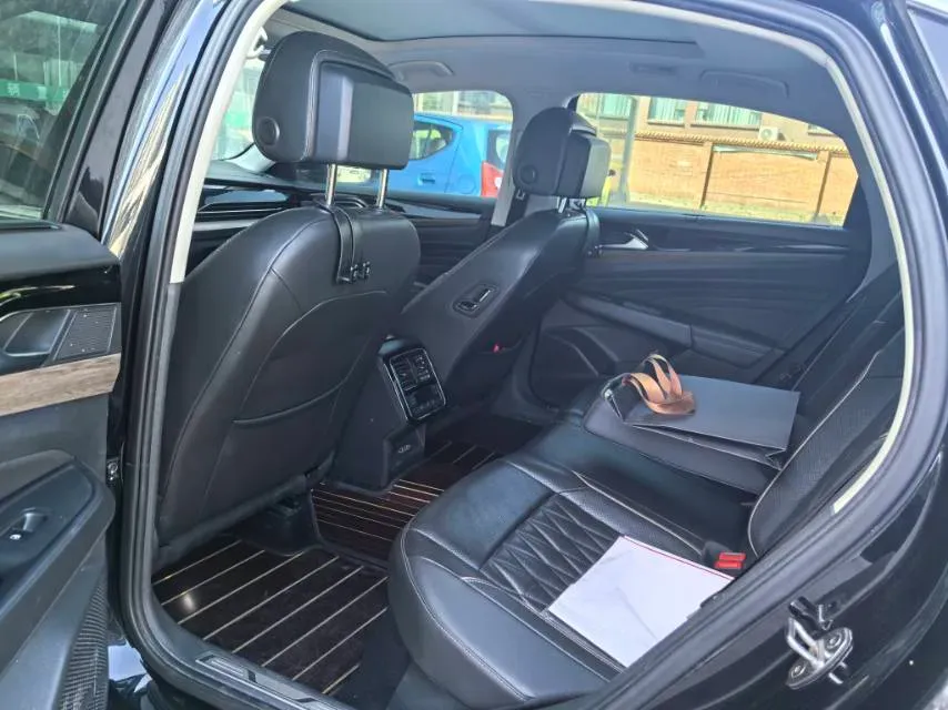 2019 Volvo V40 1.5T 152HP L4 6AT,autocango,china used car exporter,china ev exporter,chinese used car exporter,chinese used ev exporter