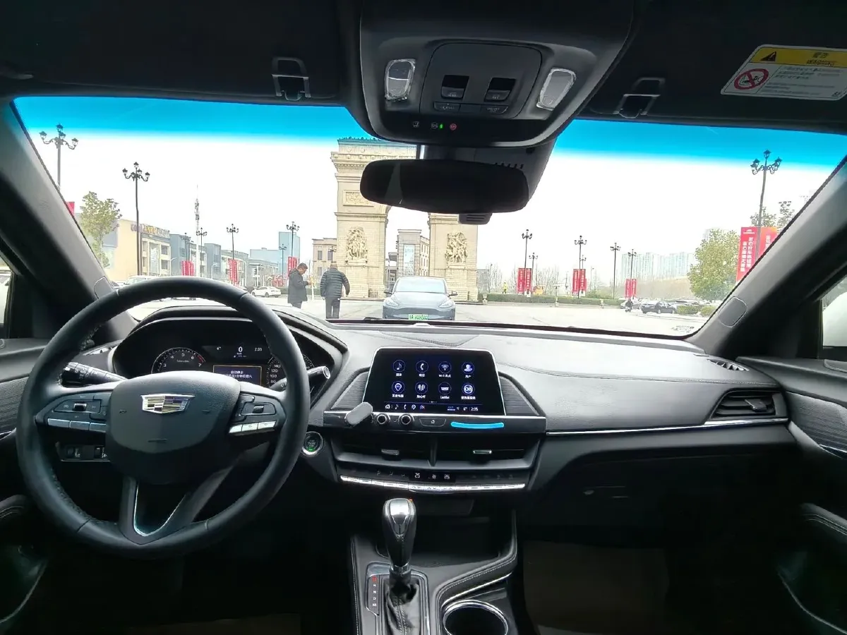 2022 Cadillac CT4 2.0T 237HP L4 8AT,autocango,china used car exporter,china ev exporter,chinese used car exporter,chinese used ev exporter