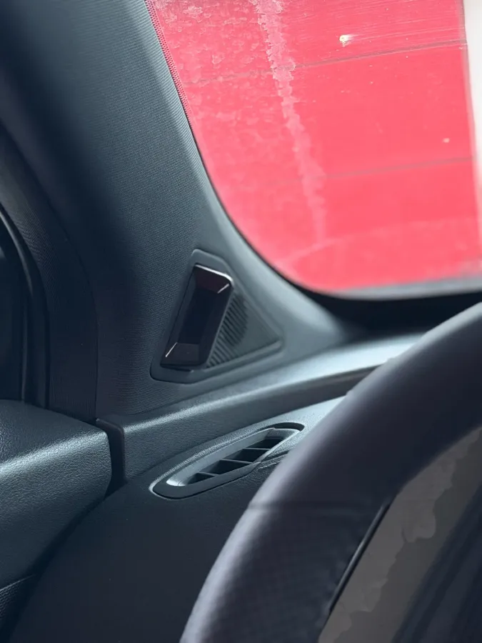 2020 ChangAn UNI-T 1.5T 180HP L4 7DCT,autocango,china used car exporter,china ev exporter,chinese used car exporter,chinese used ev exporter