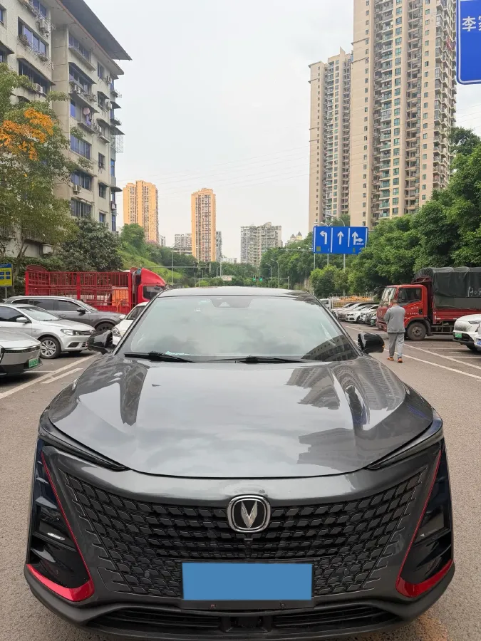 2020 ChangAn UNI-T 1.5T 180HP L4 7DCT,autocango,china used car exporter,china ev exporter,chinese used car exporter,chinese used ev exporter