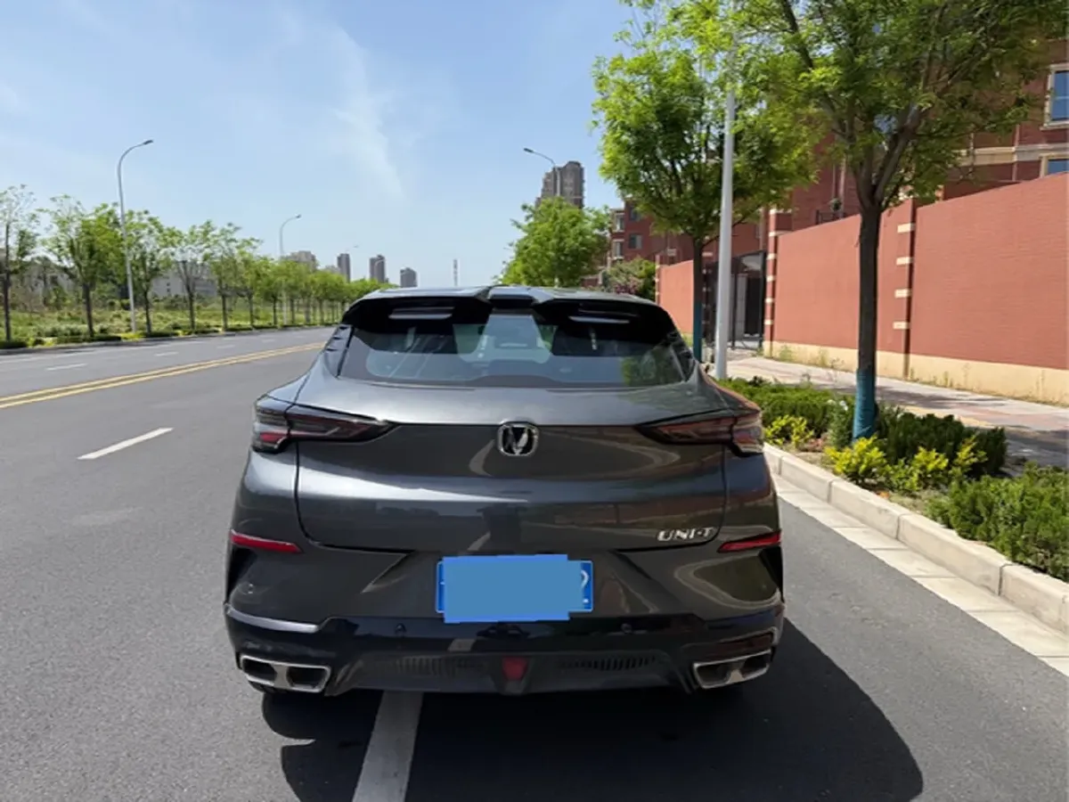 2023 ChangAn UNI-T 1.5T 188HP L4 7DCT,autocango,china used car exporter,china ev exporter,chinese used car exporter,chinese used ev exporter