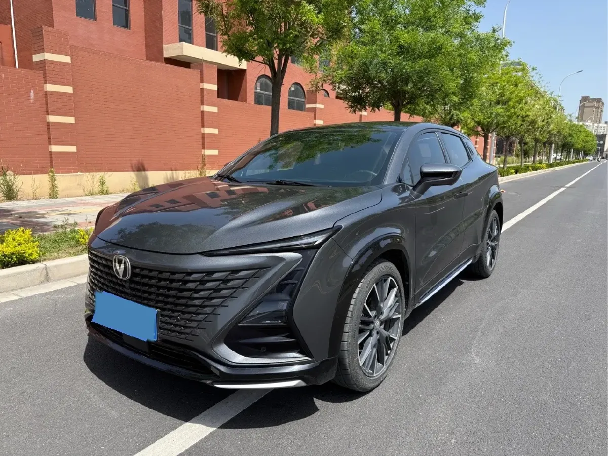 2023 ChangAn UNI-T 1.5T 188HP L4 7DCT,autocango,china used car exporter,china ev exporter,chinese used car exporter,chinese used ev exporter