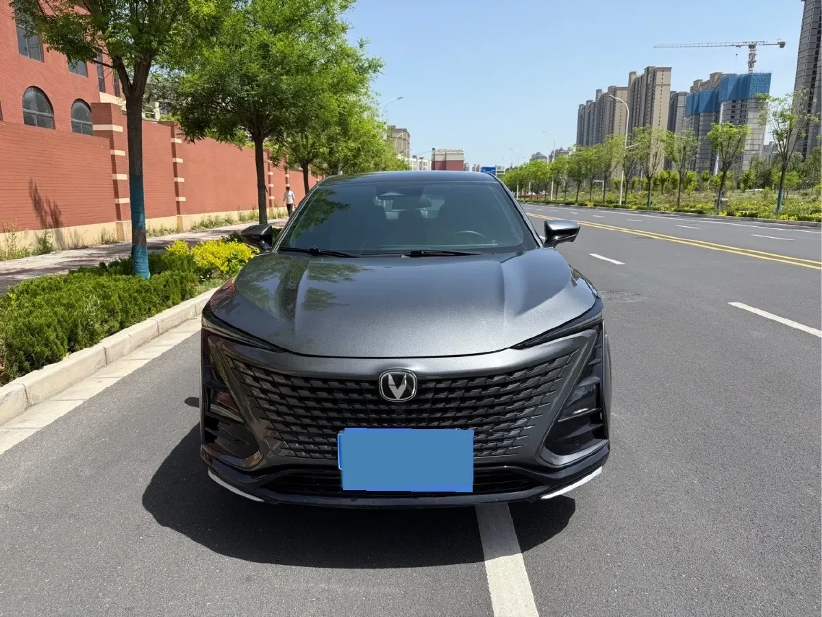 2023 ChangAn UNI-T 1.5T 188HP L4 7DCT,autocango,china used car exporter,china ev exporter,chinese used car exporter,chinese used ev exporter