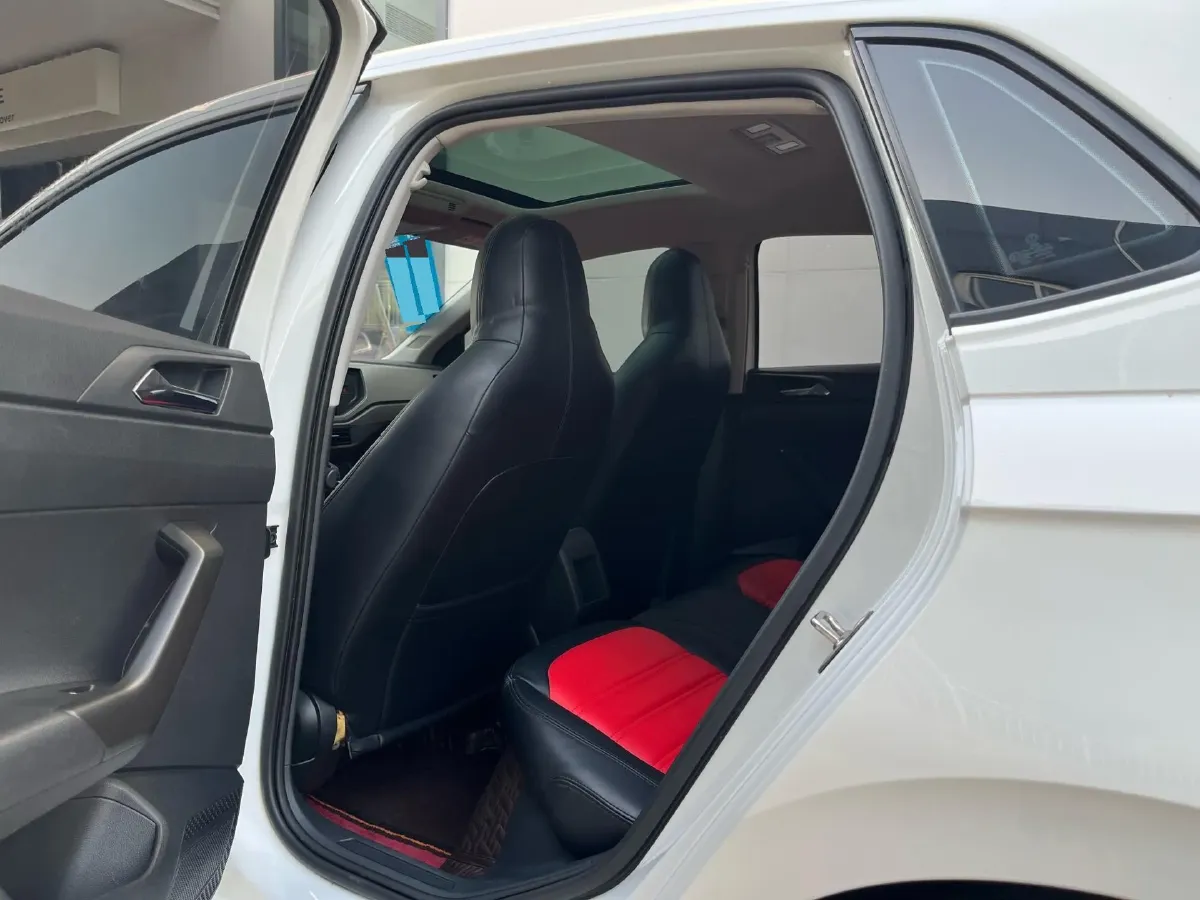 2019 Volkswagen Polo 1.5L 113HP L4 6AT,autocango,china used car exporter,china ev exporter,chinese used car exporter,chinese used ev exporter