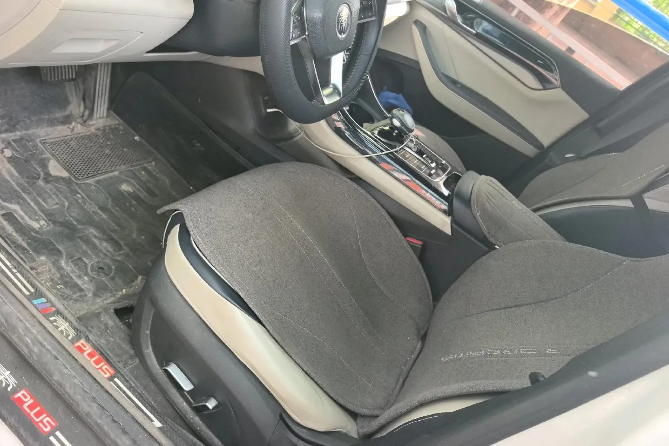 2021 Haval F7 1.5T 169HP L4 7DCT,autocango,china used car exporter,china ev exporter,chinese used car exporter,chinese used ev exporter