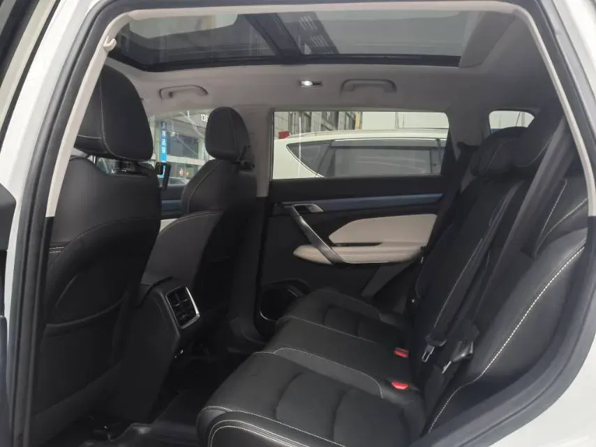 2022 Geely Azkarra 1.8T 184HP L4 7DCT,autocango,china used car exporter,china ev exporter,chinese used car exporter,chinese used ev exporter