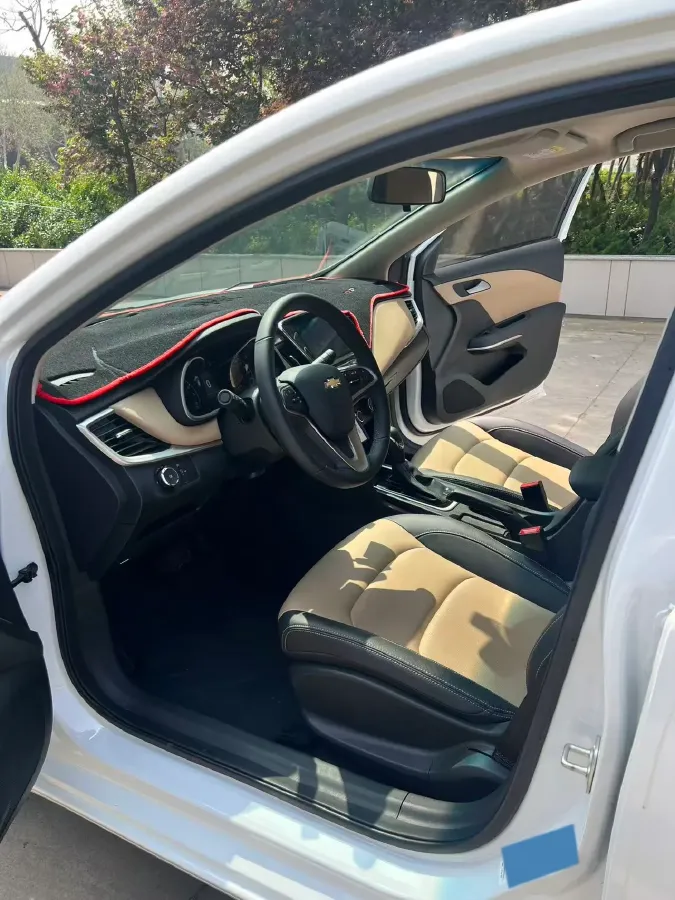 2022 Chevrolet Monza 1.5L 113HP L4 6AT,autocango,china used car exporter,china ev exporter,chinese used car exporter,chinese used ev exporter