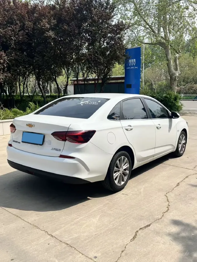 2022 Chevrolet Monza 1.5L 113HP L4 6AT,autocango,china used car exporter,china ev exporter,chinese used car exporter,chinese used ev exporter