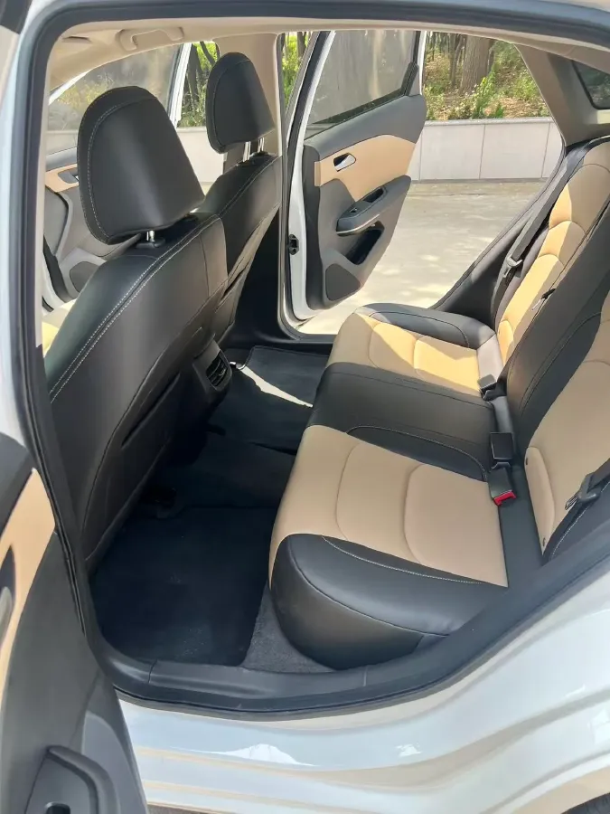 2022 Chevrolet Monza 1.5L 113HP L4 6AT,autocango,china used car exporter,china ev exporter,chinese used car exporter,chinese used ev exporter