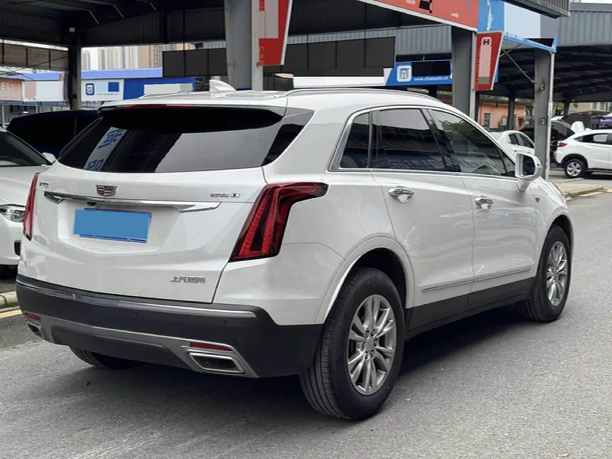2022 Cadillac XT5 2.0T 237HP L4 9AT,autocango,china used car exporter,china ev exporter,chinese used car exporter,chinese used ev exporter