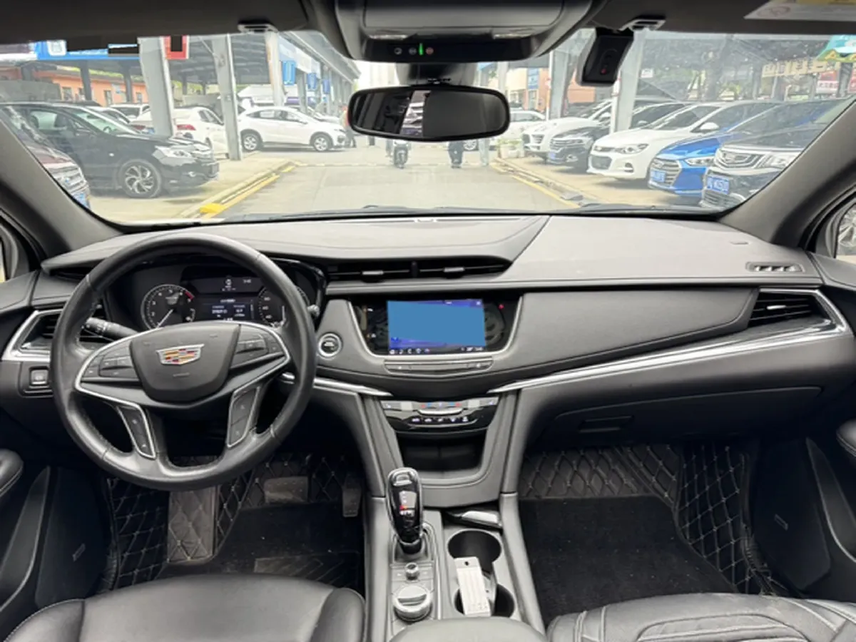 2022 Cadillac XT5 2.0T 237HP L4 9AT,autocango,china used car exporter,china ev exporter,chinese used car exporter,chinese used ev exporter