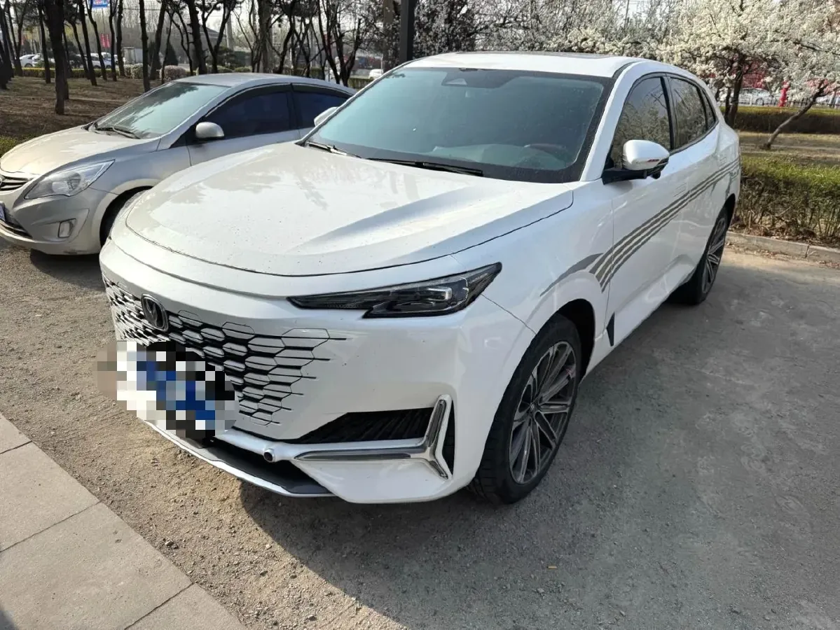 2021 ChangAn UNI-K 2.0T 233HP L4 8AT,autocango,china used car exporter,china ev exporter,chinese used car exporter,chinese used ev exporter