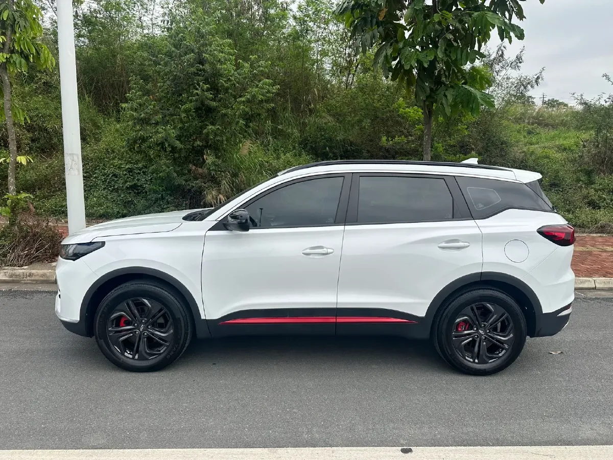 2022 Chery Tiggo 7 1.6T 197HP L4 7DCT,autocango,china used car exporter,china ev exporter,chinese used car exporter,chinese used ev exporter