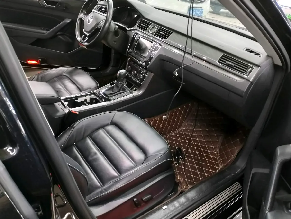 2017 Volkswagen Passat 1.8T 180HP L4 7DCT,autocango,china used car exporter,china ev exporter,chinese used car exporter,chinese used ev exporter