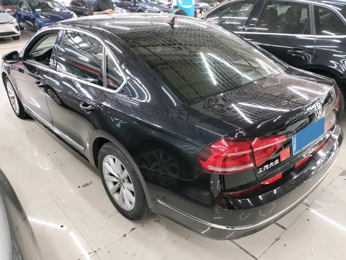 2017 Volkswagen Passat 1.8T 180HP L4 7DCT,autocango,china used car exporter,china ev exporter,chinese used car exporter,chinese used ev exporter