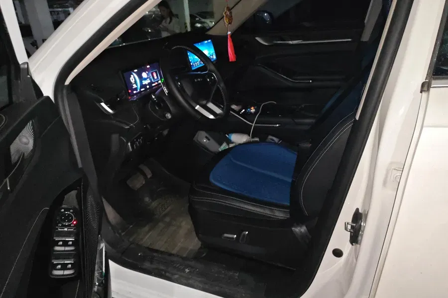 2022 Haval H6 1.5T 184HP L4 7DCT,autocango,china used car exporter,china ev exporter,chinese used car exporter,chinese used ev exporter