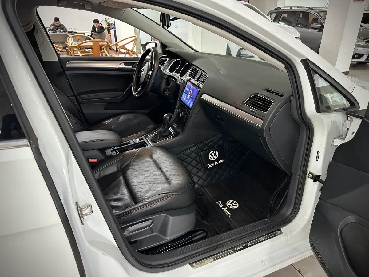 2018 Volkswagen Golf 1.6L 110HP L4 6AT,autocango,china used car exporter,china ev exporter,chinese used car exporter,chinese used ev exporter