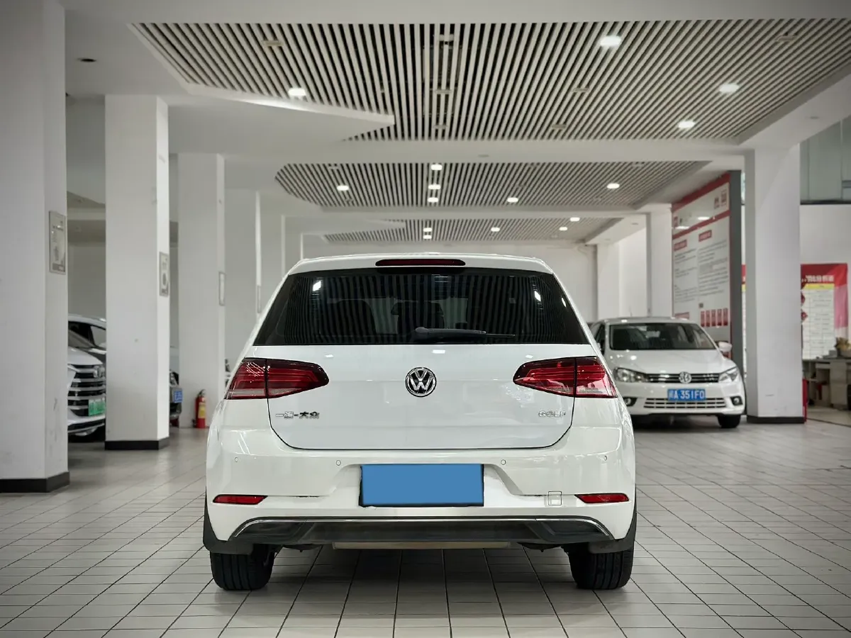2018 Volkswagen Golf 1.6L 110HP L4 6AT,autocango,china used car exporter,china ev exporter,chinese used car exporter,chinese used ev exporter