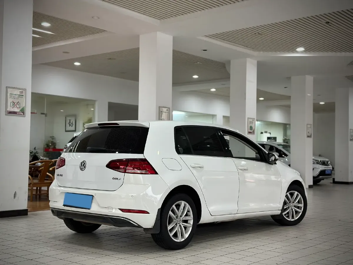 2018 Volkswagen Golf 1.6L 110HP L4 6AT,autocango,china used car exporter,china ev exporter,chinese used car exporter,chinese used ev exporter