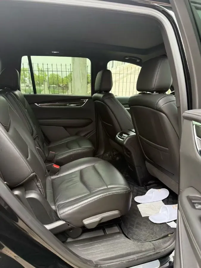 2020 Cadillac XT6 2.0T 237HP L4 9AT,autocango,china used car exporter,china ev exporter,chinese used car exporter,chinese used ev exporter