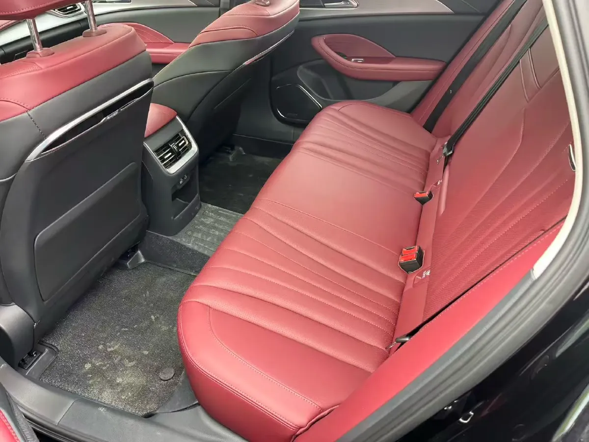 2024 HongQi H5 1.5T 169HP L4 7DCT,autocango,china used car exporter,china ev exporter,chinese used car exporter,chinese used ev exporter