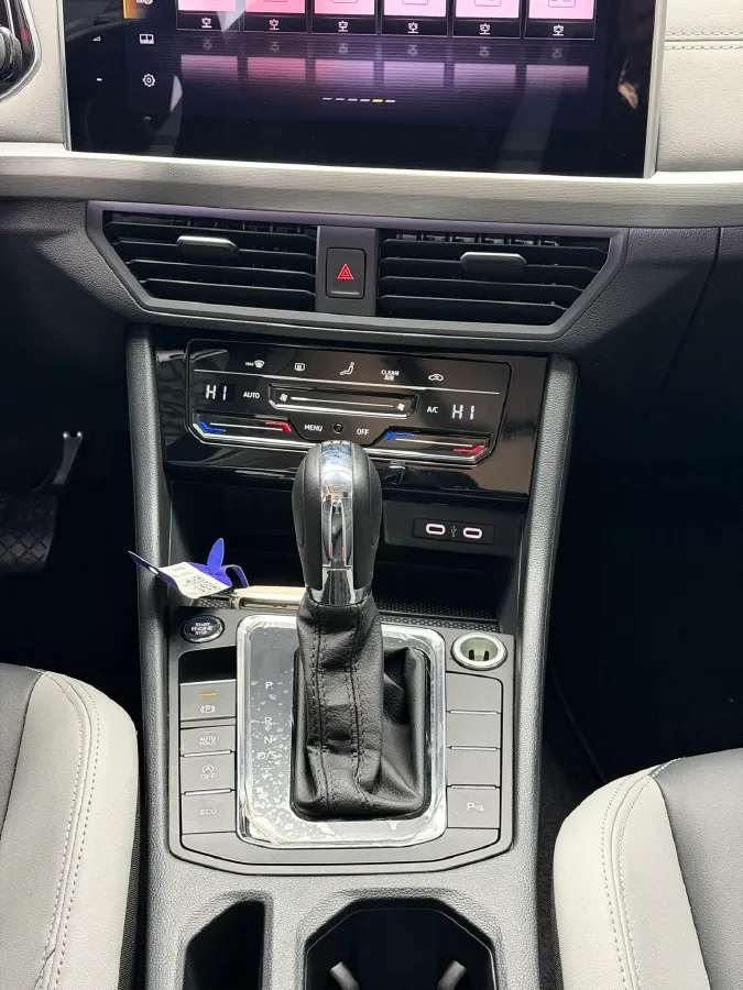 2023 Volkswagen Bora 1.4T 150HP L4 7DCT,autocango,china used car exporter,china ev exporter,chinese used car exporter,chinese used ev exporter