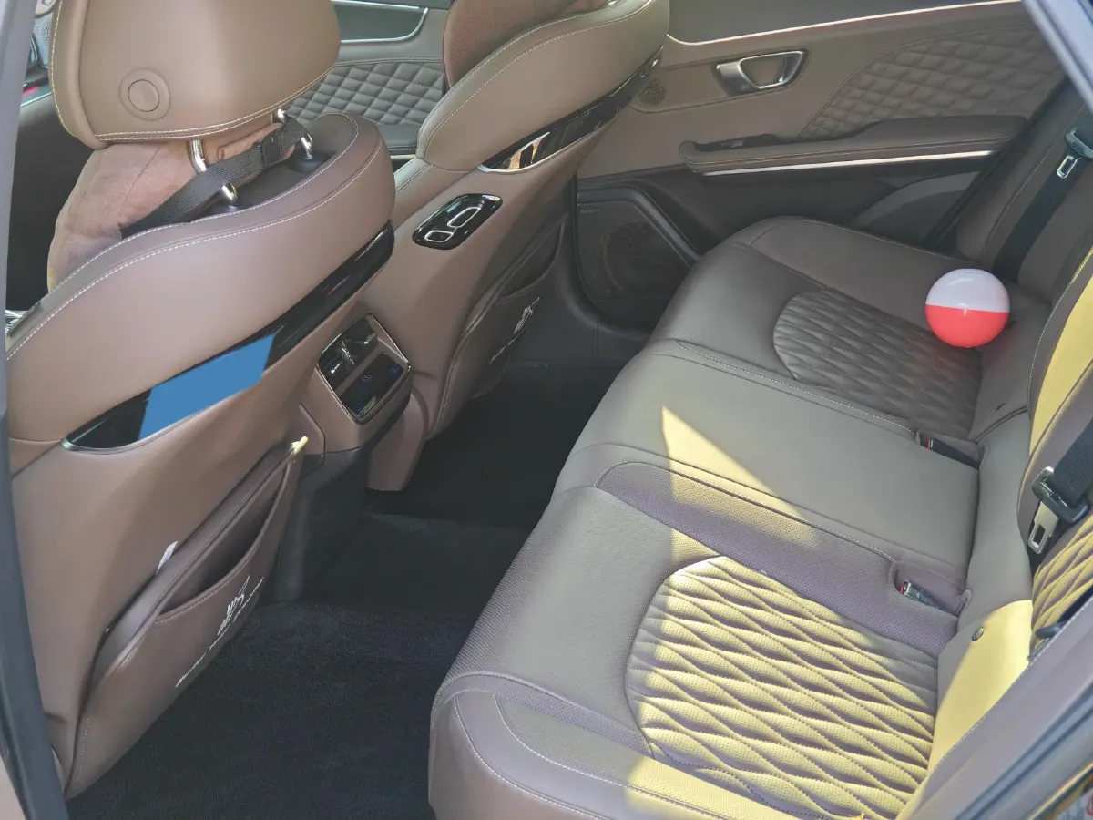 2023 BYD Han 1.5T 139HP L4 E-CVT PHEV 18.316KWH,autocango,china used car exporter,china ev exporter,chinese used car exporter,chinese used ev exporter