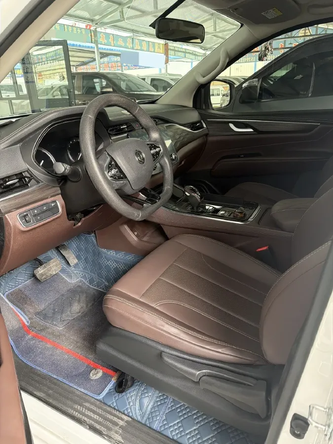 2022 Dongfeng RuiQi 7 2.3T 166HP L4 8AT,autocango,china used car exporter,china ev exporter,chinese used car exporter,chinese used ev exporter