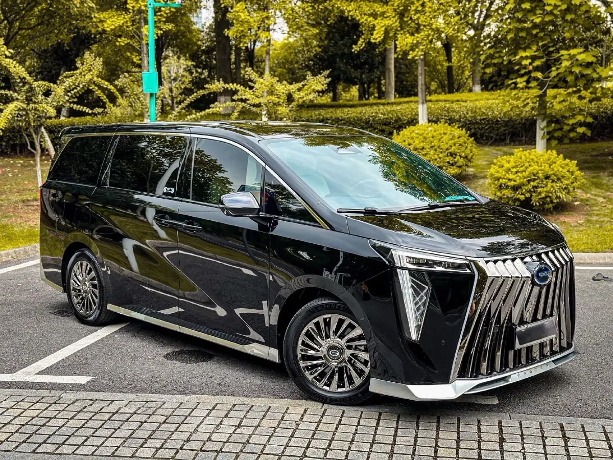 2023 GAC Trumpchi M8 2.0T 190HP L4 E-CVT Hybrid,autocango,china used car exporter,china ev exporter,chinese used car exporter,chinese used ev exporter