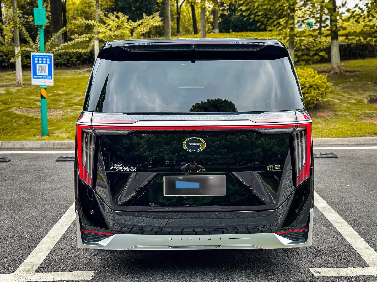 2023 GAC Trumpchi M8 2.0T 190HP L4 E-CVT Hybrid,autocango,china used car exporter,china ev exporter,chinese used car exporter,chinese used ev exporter