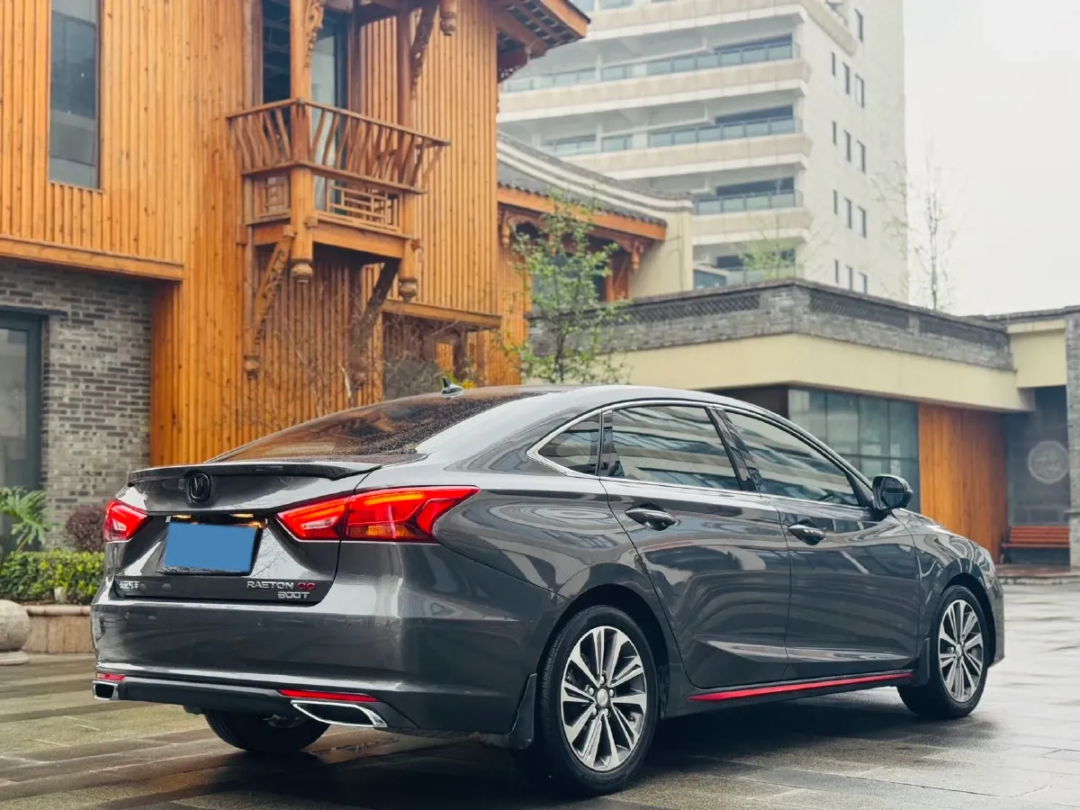 2021 ChangAn Raeton CC 1.5T 180HP L4 7DCT,autocango,china used car exporter,china ev exporter,chinese used car exporter,chinese used ev exporter