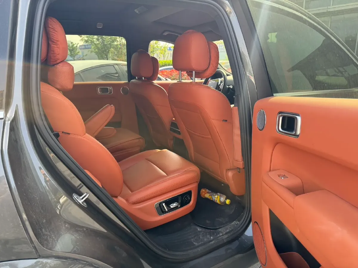 2023 Li L7 Range Extended 154HP REEV 40.9KWH,autocango,china used car exporter,china ev exporter,chinese used car exporter,chinese used ev exporter