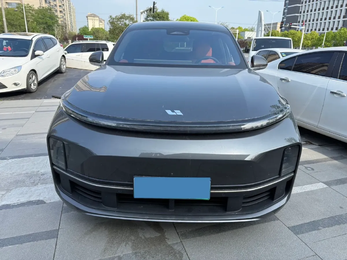 2023 Li L7 Range Extended 154HP REEV 40.9KWH,autocango,china used car exporter,china ev exporter,chinese used car exporter,chinese used ev exporter